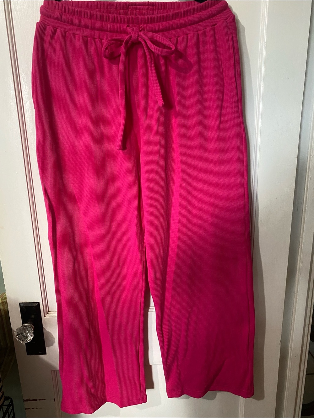 Wide-Leg Ribbed Lounge Pants in Hot Pink
